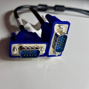 B0F29BTXKL Cable VGA SVGA Video Cord Male to Male PC Monitor 5' **LIKE-NEW